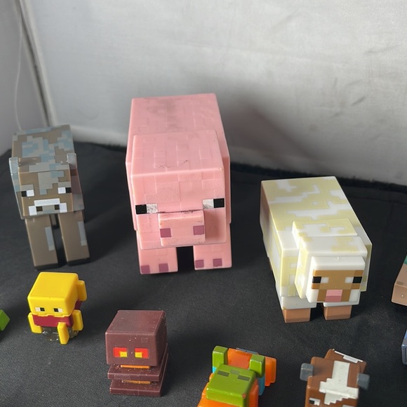 Minecraft mystery box figures mixed lot mini figures - Picture 6 of 8